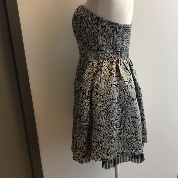 Forever 21 Dress - Picture 4 of 14